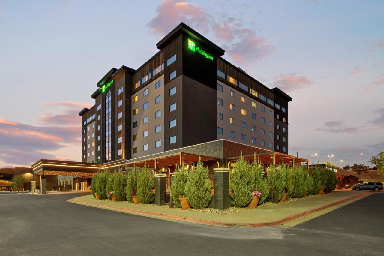 Holiday Inn Rapid City - Rushmore Plaza, An Ihg Hotel Exterior photo